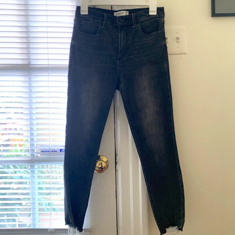 Abercrombie and Fitch high rise skinny jeans